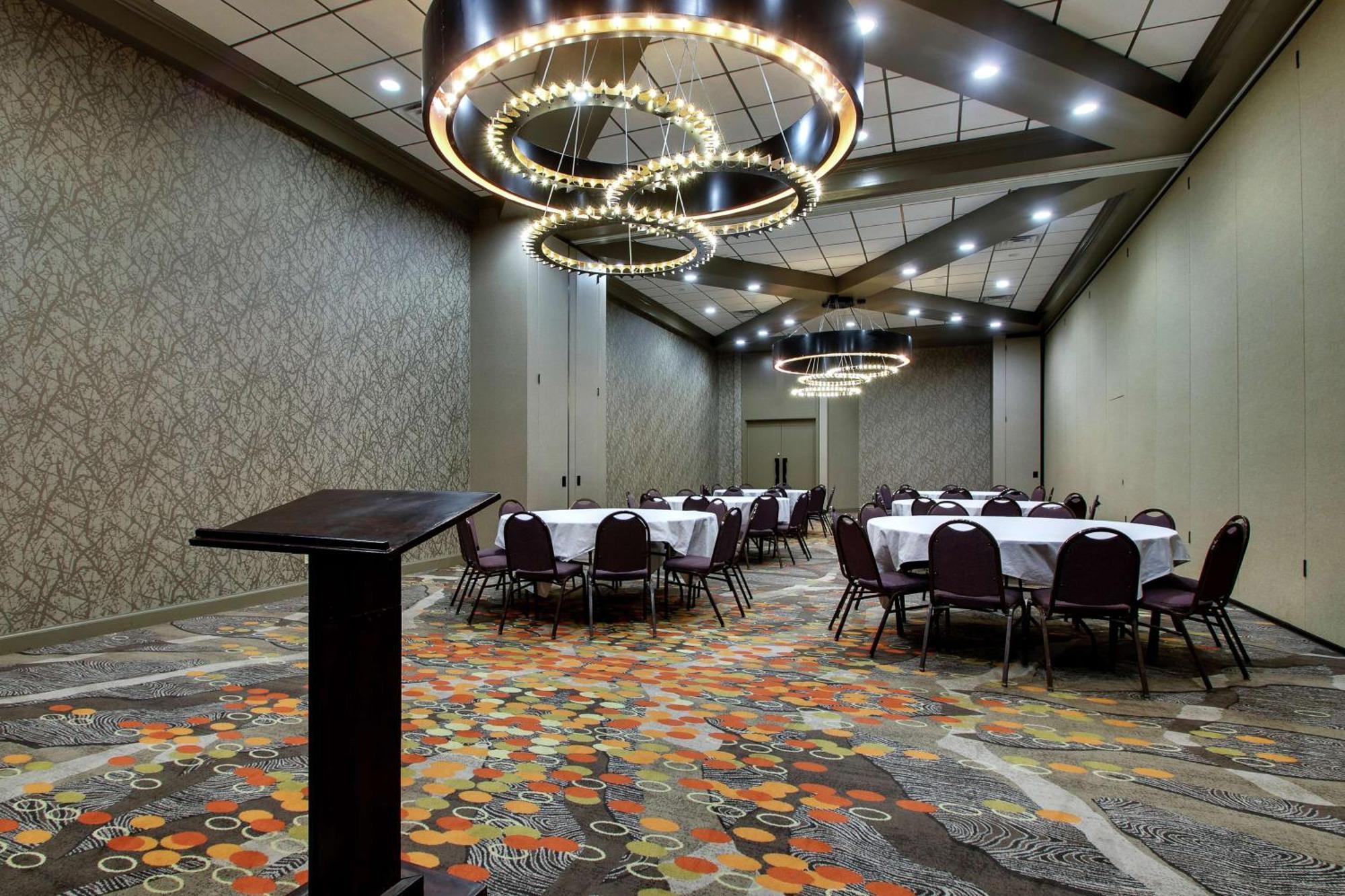 Doubletree By Hilton Mt. Vernon